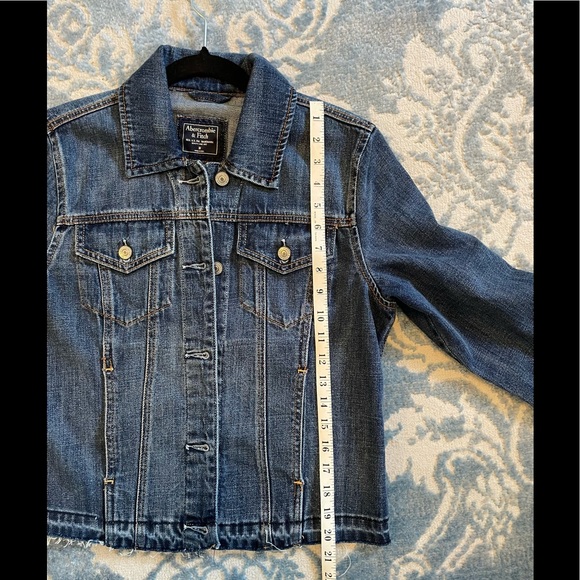 Abercrombie and Fitch Denim Jacket, NWOT, Size Medium - Picture 6 of 6